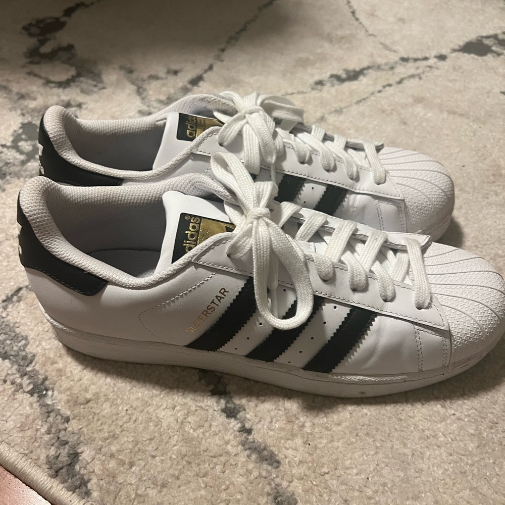 Adidas Superstars like new, worn once! - Picture 4 of 6
